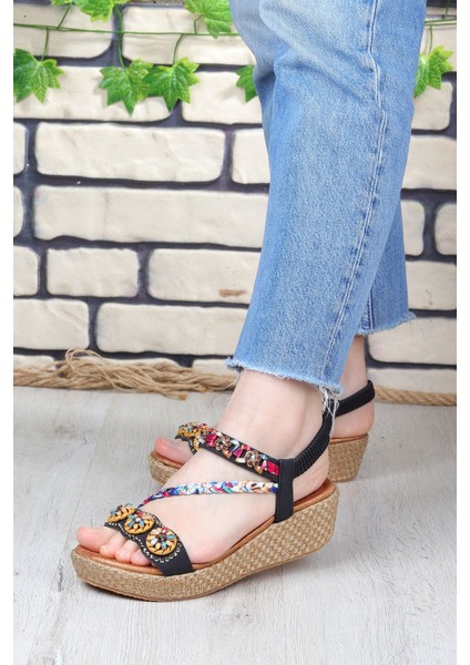 Daisy Rahat Taban Taş Boncuk Detaylı Kadın Sandalet indirimleri