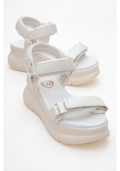 4760 Beyaz Kadın Sandalet
