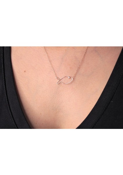 Gümüş Kolye - Tatliş Minimal Balık Pırlanta (Signity) Taşlı Gözlü Tasarım 925 Ayar Gümüş Kolye fiyatları