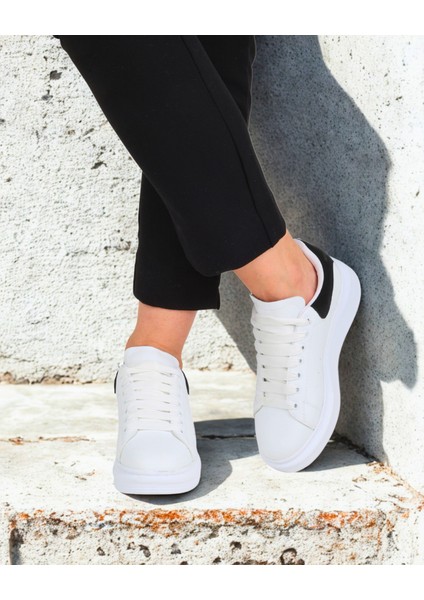 Beyaz Siyah Spor Ayakkabı Sneaker fırsatları