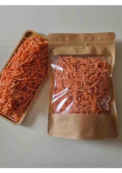 Erişte (Kapya Kırmızı Biberli) Ev Yapımı %100DOGAL Boya Içermez 500GR