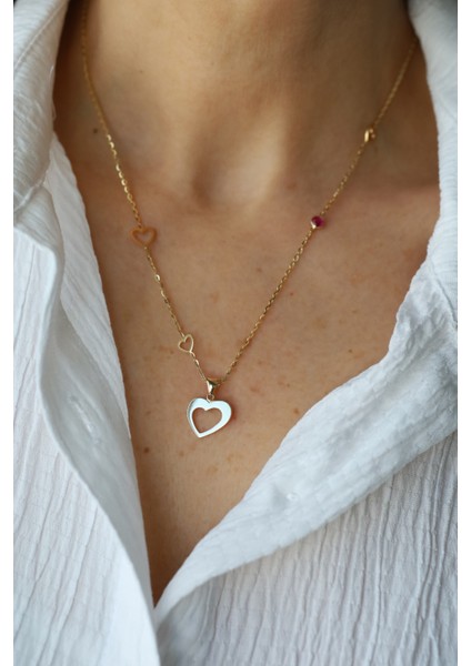 14 Ayar Altın Renkli Taş Detaylı Kalp Kolye - Genola x Özge Ulusoy