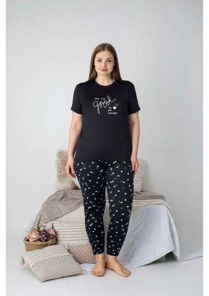 Kadın Bisiklet Yaka Düğmesiz Battal Kesim Viskon Yazlık Kısa Kol Büyük Beden Pijama Takımı