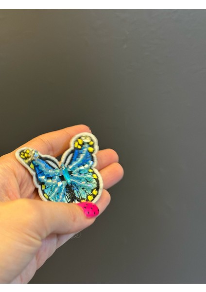 7x6 cm Boncuk Taş Işleme Renkli Kelebek Arma Dikiş Aplike