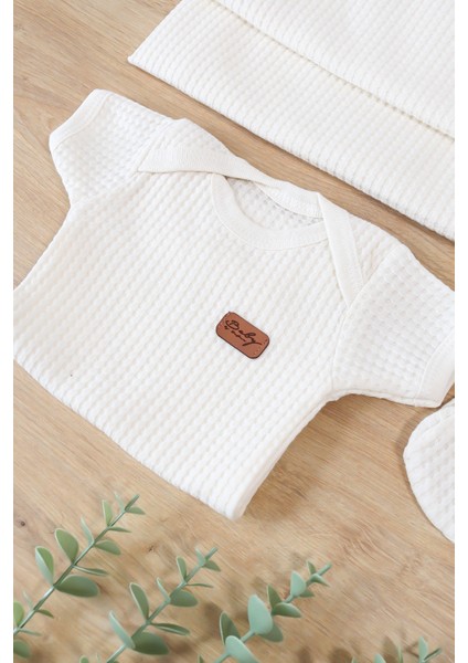 Kız Erkek Bebek Pamuk Kumaş Battaniyeli 7 Li Hastane Çıkışı Seti STL6988 modelleri