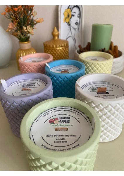 Dekoratif Yeşil Elma Kokulu Yeşil Taş Kap Mum – 300G Doğal Soya Wax, Ahşap Fitilli, El Yapımı ve Vegan