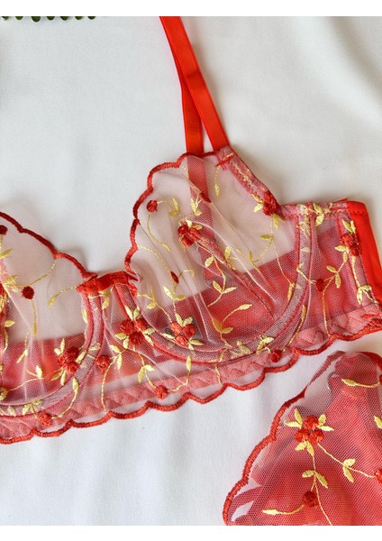 Turuncu Dantelli Bralet – Ayarlanabilir Askılı, Yumuşak Doku, Şık ve Rahat Kadın Iç Çamaşırı