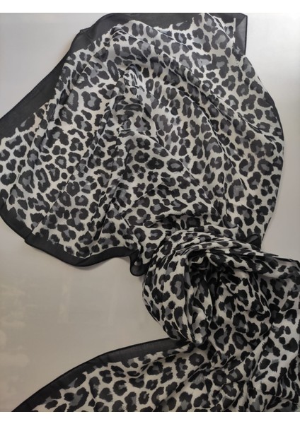 Kadın Pamuklu Etnik Desenli Leopar Motifli Şal