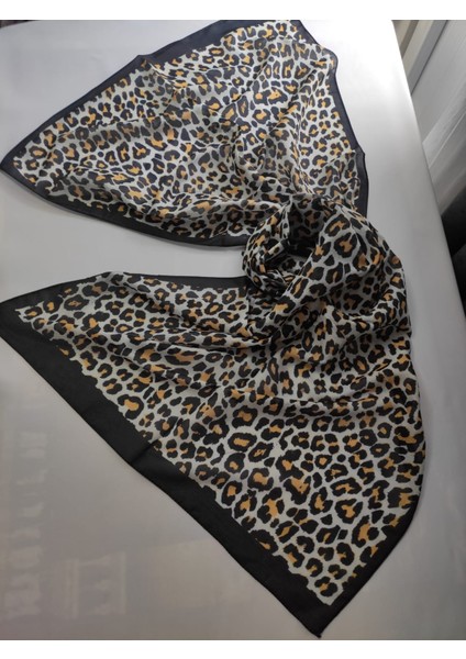 Kadın Pamuklu Etnik Desenli Leopar Motifli Şal