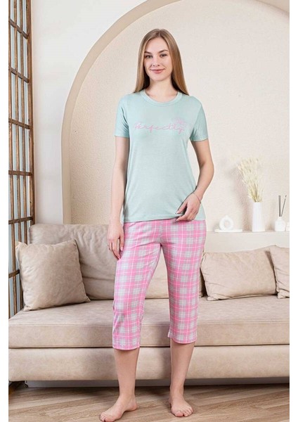 Kadın Su Yeşili Pembe Ekose Desen Bisiklet Yaka Düğmesiz Likralı Bambu Kısa Kol Kapri Pijama Takımı