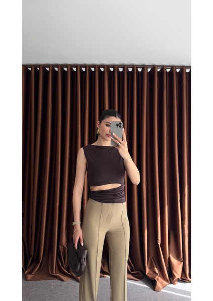 Gold Detaylı Acı Kahve Tasarım Bluz