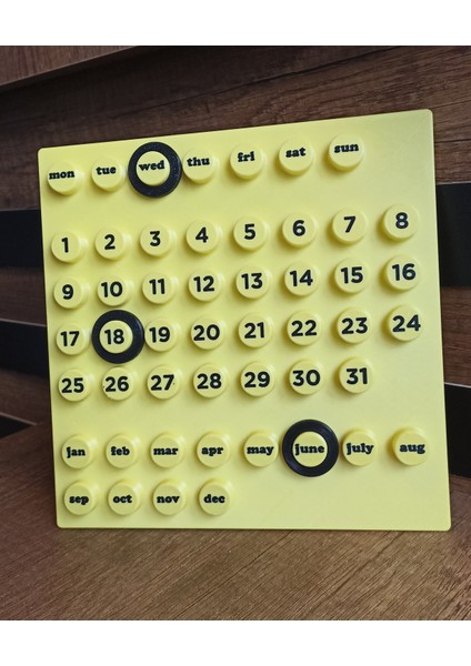 Ring A Date Calendar