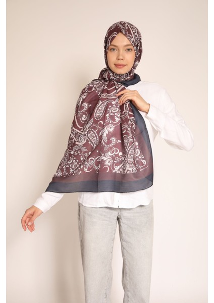 Bordo Kahverengi Beyaz Desenli Şal – Paisley Motifli Şık ve Modern Tasarım
