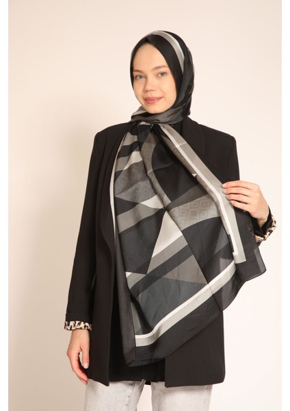 Akel Çift Taraflı Siyah Gri Geometrik Desenli Soft Şal