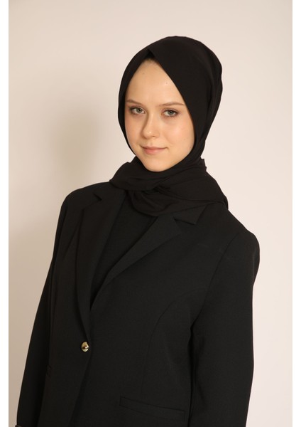 Akel Siyah Şal – Şık ve Tam Kalıp Tesettür Şal Modeli