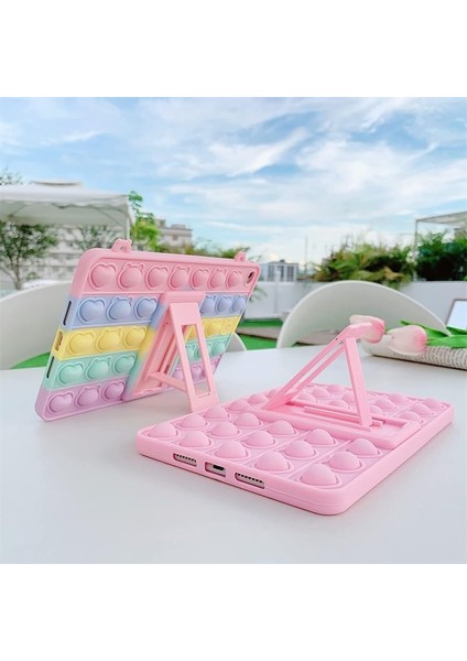 Kılıf Silikon Gökkuşağı Askılı Standlı Kalemli Oyuncak Luxury Tpu Samsung Galaxy Tab A7 Lite T220 T225 ile Uyumlu Ürün