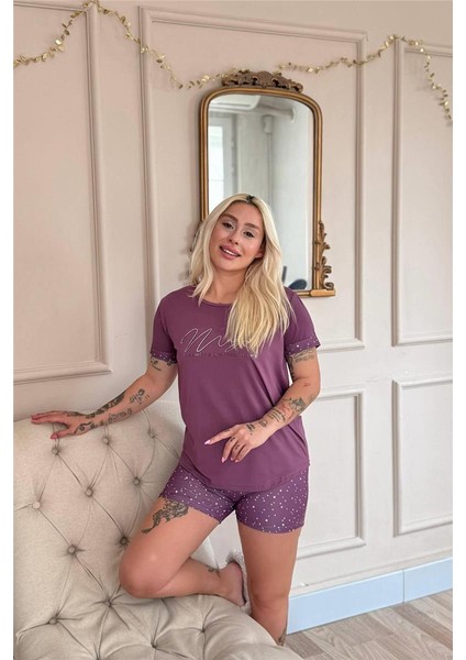 Koyu Pembe Magic Desenli Bambu Kısa Kol Şortlu Kadın Pijama Takımı fiyatları