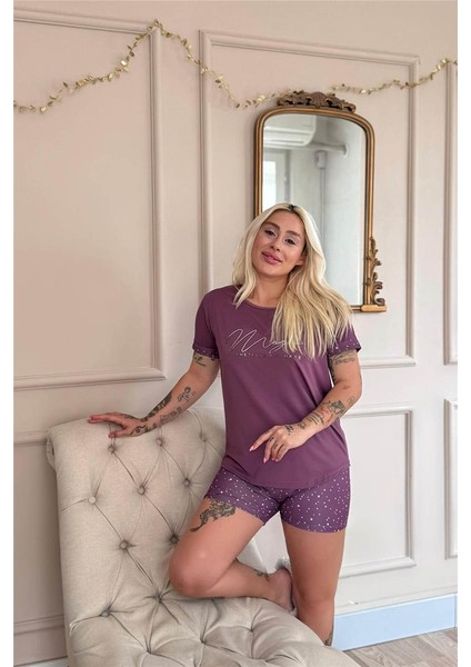 Koyu Pembe Magic Desenli Bambu Kısa Kol Şortlu Kadın Pijama Takımı fırsatları