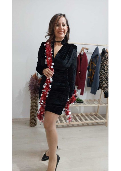 Kadife V Yaka Elbise fiyatları