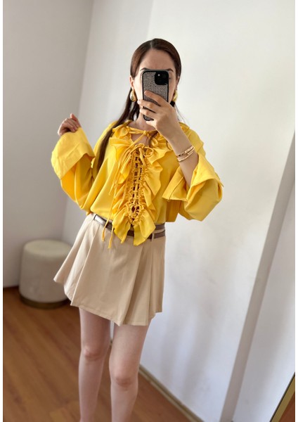 Oversize Yaka Fırfır Bağlama Detaylı Sarı Gömlek indirimleri