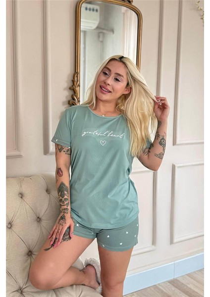 Yeşil Grateful Heart Desenli Bambu Kısa Kol Kadın Şortlu Pijama Takımı fırsatları