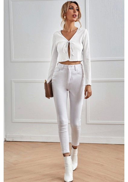 Kadın Beyaz Uzun Kollu Önden Bağlama Detaylı Crop Top Bluz