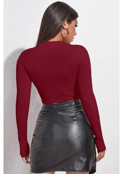 Kadın Bordo Göğüs Dekolteli Uzun Kollu Cut Out Crop Top Bluz