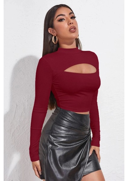 Kadın Bordo Göğüs Dekolteli Uzun Kollu Cut Out Crop Top Bluz