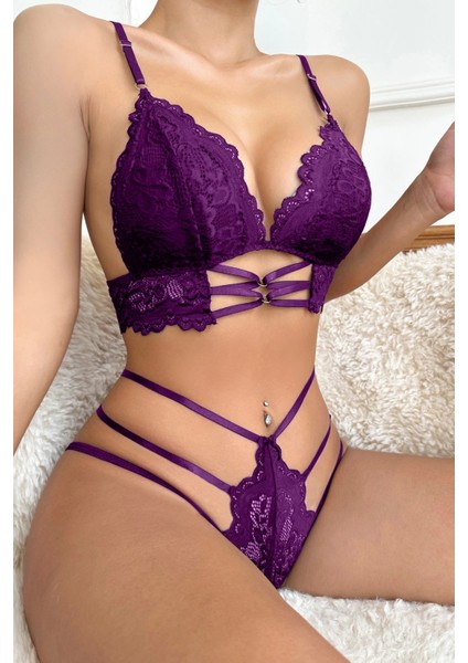 Kadın Mor Dantel Cut-Out Detaylı Şık Sütyen ve Külot Takımı