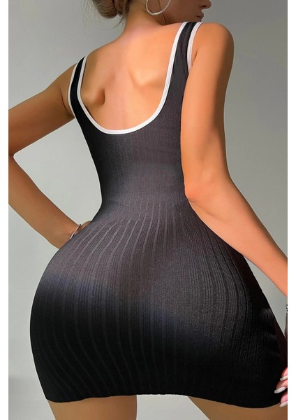 Kadın Siyah Fiyonklu Kaşkorse Gecelik ve Tanga Takım