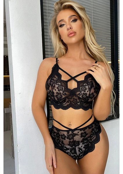 Siyah Çapraz Ip Detaylı Şık Sütyen Külot Takım fiyatları