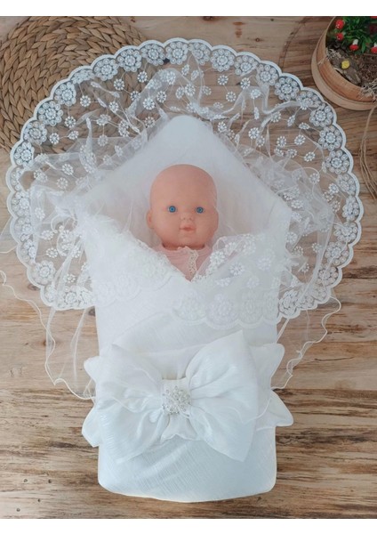 Yenidoğan Ay Işığı Papatya Dantelli Taşlı Fiyonk Bebek Battaniyesi Kundak Ekru fiyatları