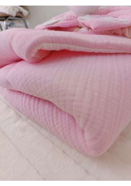 Yenidoğan 4 Kat Müslin Kumaş Kulaklı Patili Fiyonk Bebek Battaniyesi Kundak Pembe