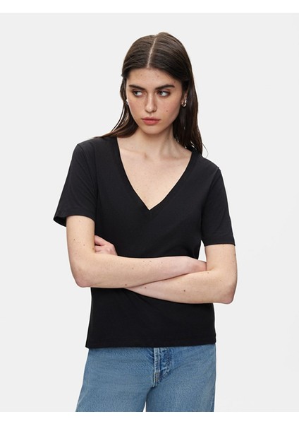 Kadın Siyah T-shırt fiyatları