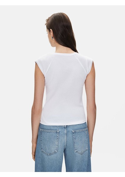Kadın Beyaz T-shırt modelleri