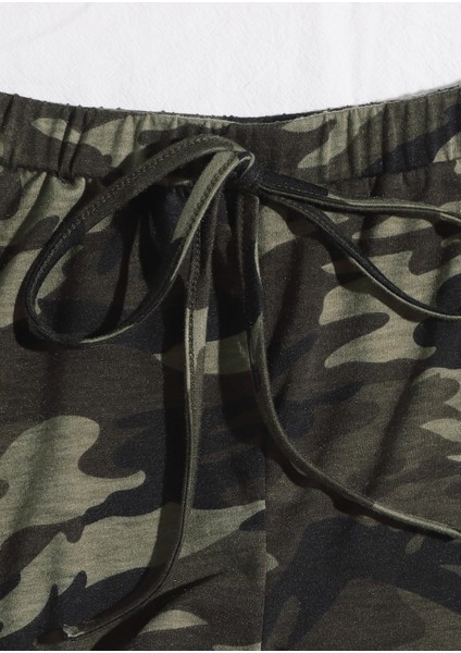 Kadın Kamuflaj Desenli Askılı Crop Top ve Şortlu Gecelik Takım indirimleri