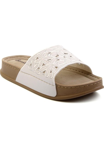 Beyaz Kadın Terlik K04099501309 fiyatları