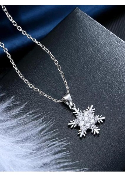 925 Ayar Gümüş Zirkon Taşlı Kar Tanesi Bayan Kolye modelleri