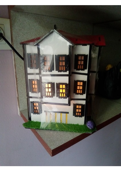 Safranbolu Ev Görünümlü Gece Lambası fırsatları