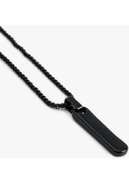Çelik Charm Detaylı Zincir Kolye