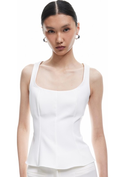 Volümlü Kolsuz Kare Yaka Bluz fiyatları