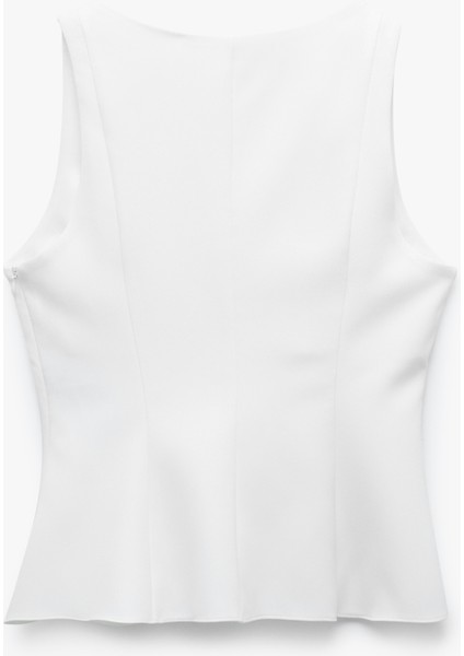 Volümlü Kolsuz Kare Yaka Bluz fırsatları