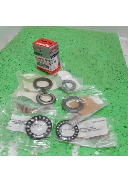 Rx 135 Yarış Topu Takımı Konik Direksiyon 35D-W0054-00 Ball Race Kıt Yamaha RX115'E Uyumlu RX135 Orjinal Parçalar Yamaha Rx-King Rxk Rx 135 Yarış Topu Takımı Konik Direksiyon 35D-W0054-00 modelleri