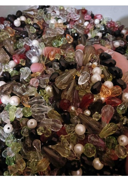 Boncuk 1 kg Plastik Karışık Kolye Bileklik Hobi Boncukları