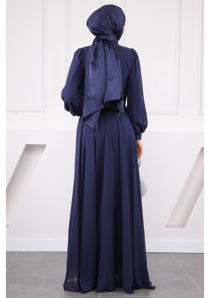 Lacivert Şifon Gül Garnili Abiye modelleri