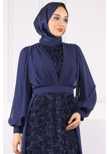 Lacivert Şifon Gül Garnili Abiye fırsatları