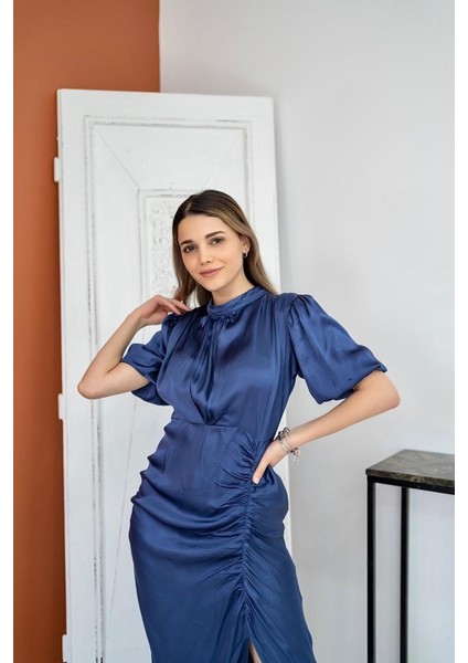 Indigo Büzgülü Saten Elbise
