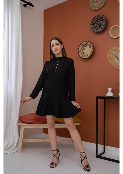 Siyah Klasik Düz Mini Elbise