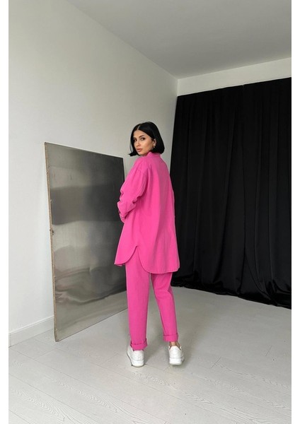 Fuşya Gömlek ve Çıtçıtlı Pantolon Takım