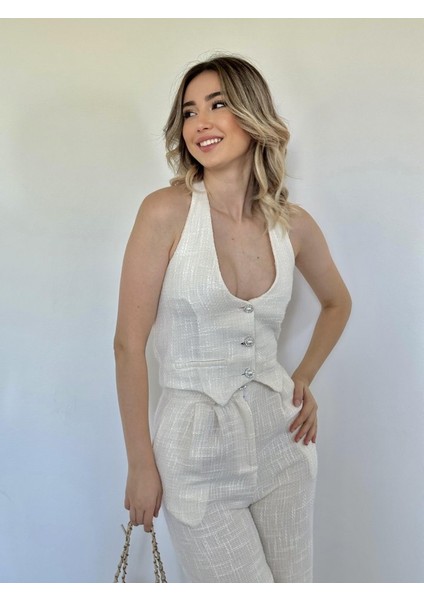 Beyaz Yelek ve Pantolon Takım